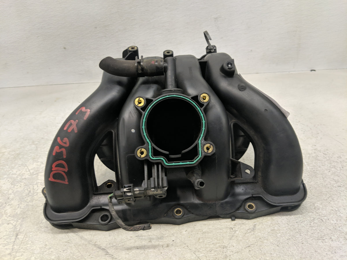 2008-2009 Pontiac Solstice Air Intake Manifold P/N:12617644 Fits Fits 2007 2008 2009 2010 2011 2012 OEM Used Auto Parts - Oe