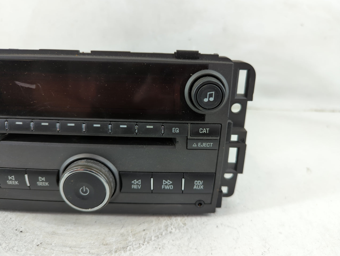 2009 Pontiac Torrent Radio AM FM Cd Player Receiver Replacement P/N:25994583 Fits OEM Used Auto Parts - Oemusedautoparts1.co