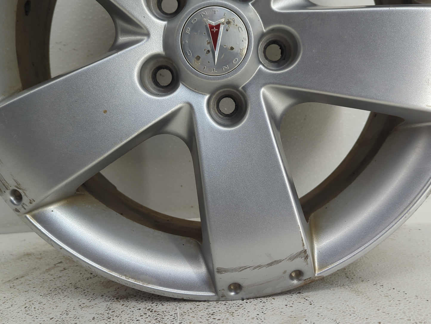 2006-2009 Pontiac Torrent Oem Wheel Rim Silver - Oemusedautoparts1.com