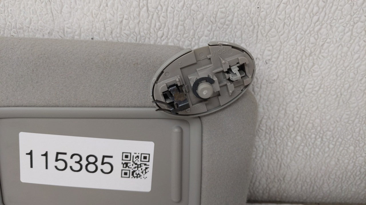 2009-2010 Pontiac Vibe Sun Visor Shade Replacement Passenger Right Mirror Fits Fits 2009 2010 OEM Used Auto Parts - Oemuseda