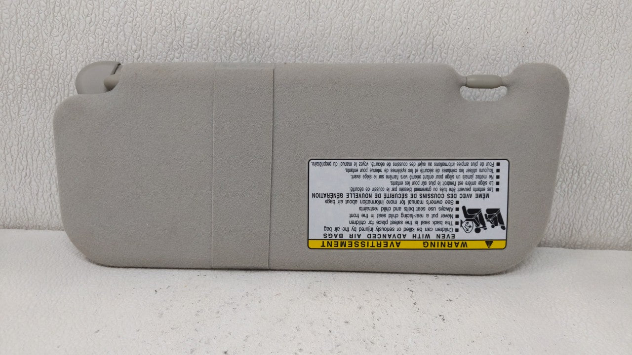 2009-2010 Pontiac Vibe Sun Visor Shade Replacement Passenger Right Mirror Fits Fits 2009 2010 OEM Used Auto Parts - Oemuseda