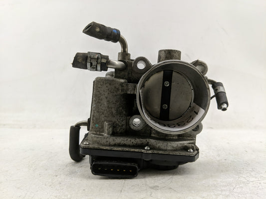 2009-2010 Pontiac Vibe Throttle Body Fits Fits 2009 2010 OEM Used Auto Parts - Oemusedautoparts1.com