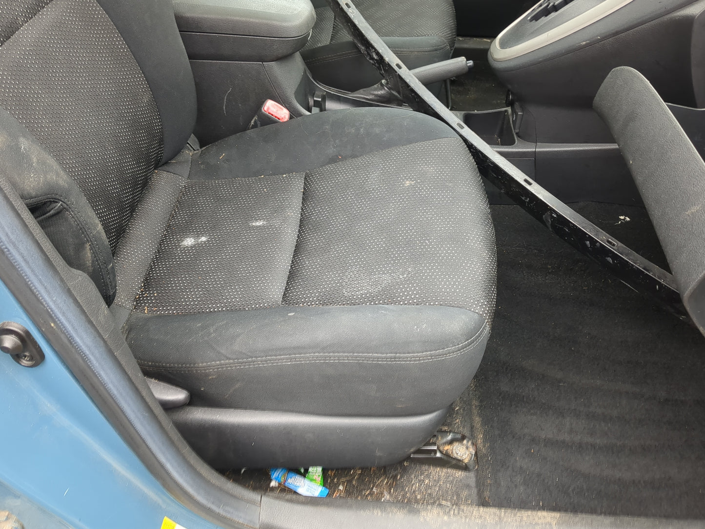 2009-2010 Pontiac Vibe Passenger Front Seat Oem - Oemusedautoparts1.com