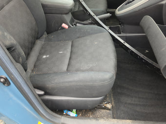compare product 2009-2010 Pontiac Vibe Passenger Front Seat Oem