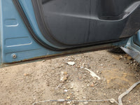 2009-2010 Pontiac Vibe Driver Front Door Oem - Oemusedautoparts1.com