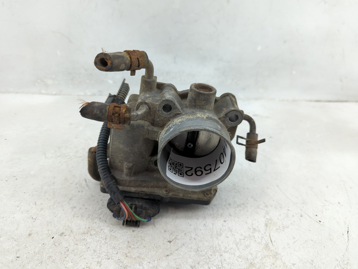 2009-2010 Pontiac Vibe Throttle Body P/N:22030-0H030 Fits Fits 2009 2010 OEM Used Auto Parts - Oemusedautoparts1.com