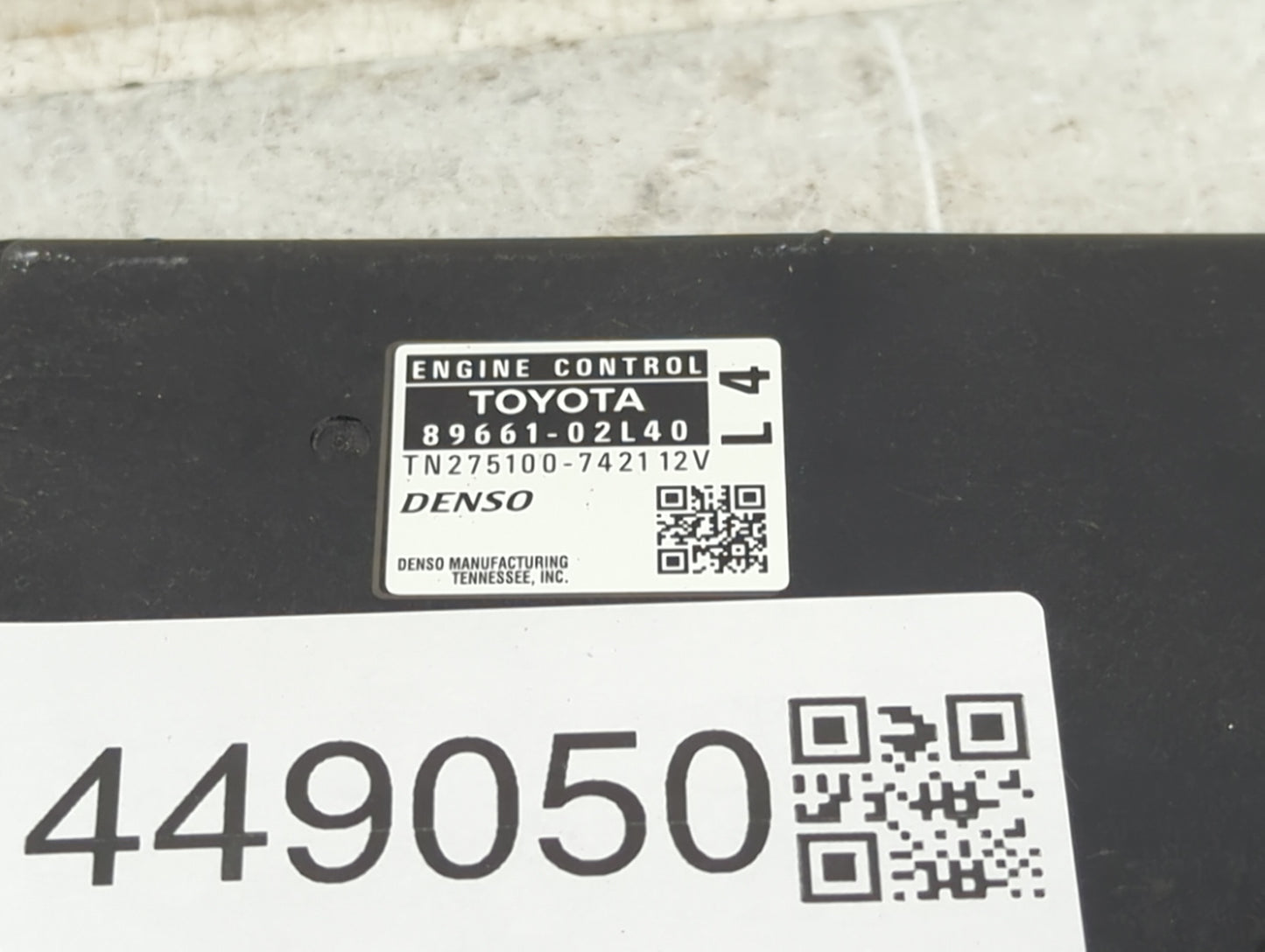 2009 Pontiac Vibe PCM Engine Control Computer ECU ECM PCU OEM P/N:89661-02L40 TN275100-742112V Fits OEM Used Auto Parts - Oe