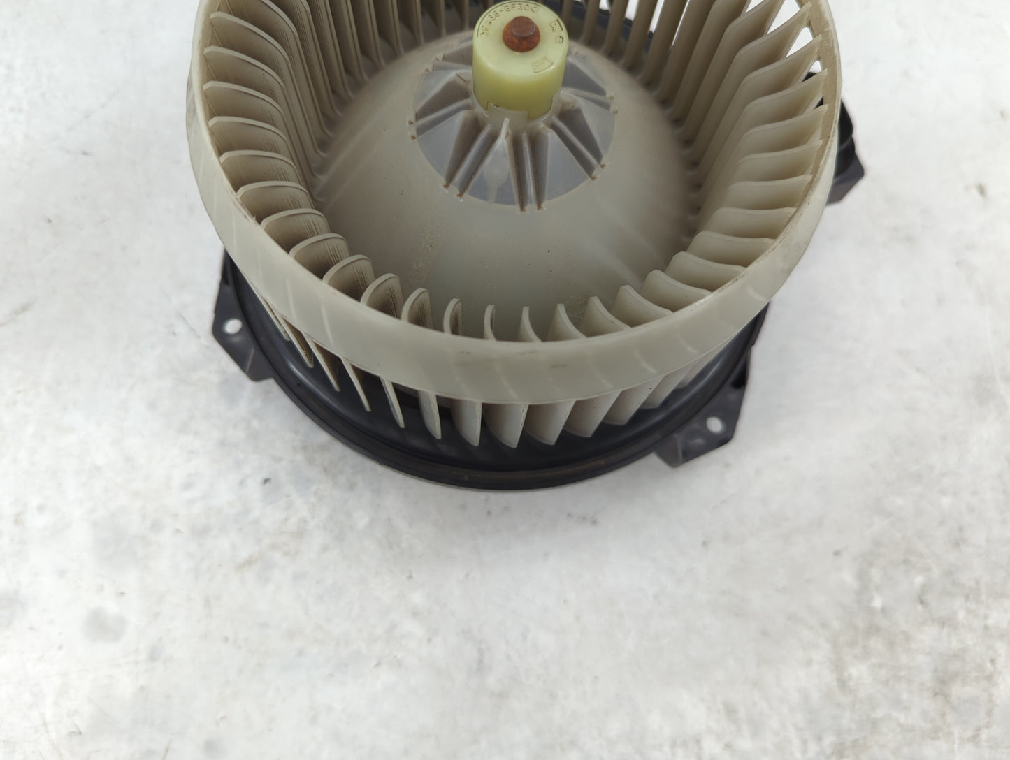 2009 Pontiac Vibe Heater AC Blower Motor P/N:AY2727UU-5151 Fits OEM Used Auto Parts - Oemusedautoparts1.com