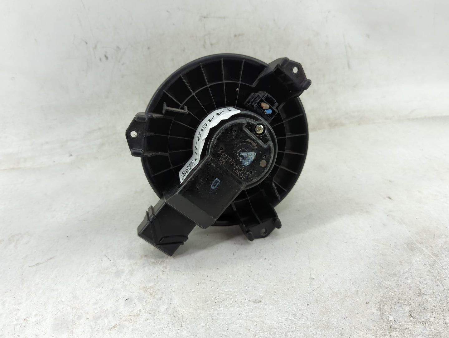 2009 Pontiac Vibe Heater AC Blower Motor P/N:AY2727UU-5151 Fits OEM Used Auto Parts - Oemusedautoparts1.com