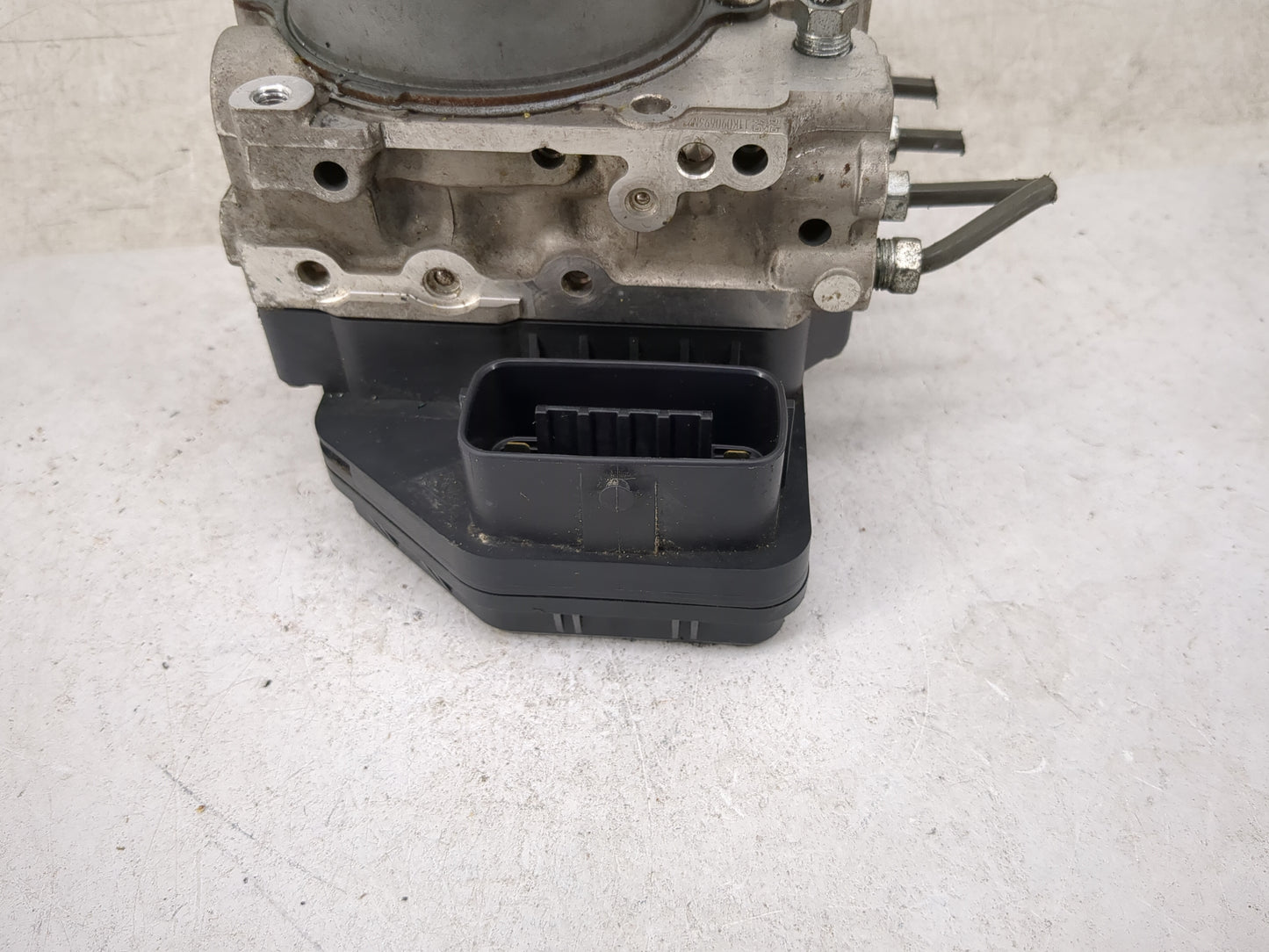 2009-2010 Pontiac Vibe ABS Pump Control Module Replacement P/N:44540-02120 89541-12360, 133800-4100 Fits Fits 2009 2010 OEM 