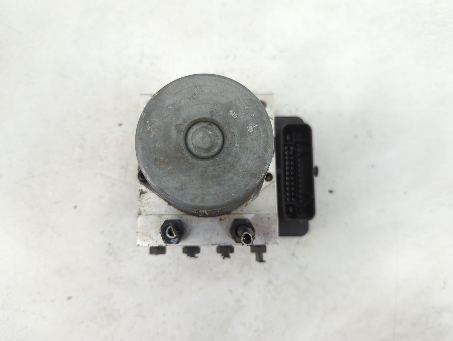 2009 Pontiac Vibe ABS Pump Control Module Replacement P/N:02589-20520 170508/2/0099 Fits OEM Used Auto Parts - Oemusedautopa