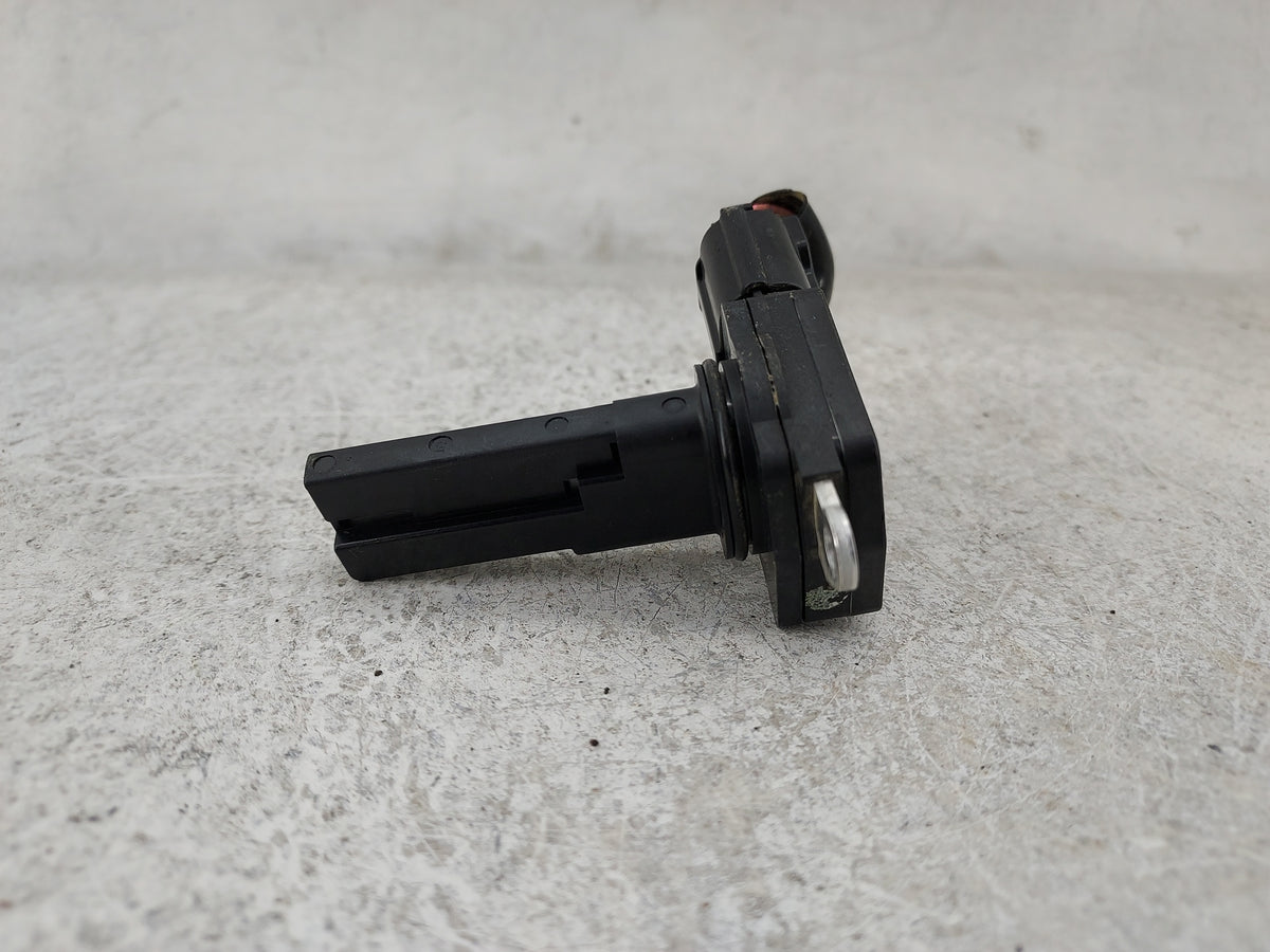 2009-2010 Pontiac Vibe Mass Air Flow Meter Maf Sensor - Oemusedautoparts1.com