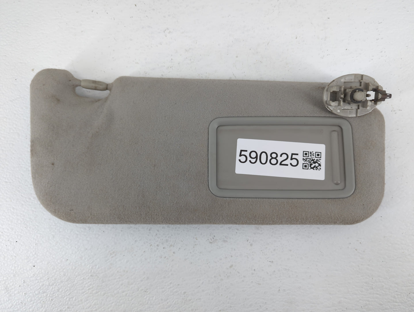2009-2010 Pontiac Vibe Sun Visor Shade Replacement Passenger Right Mirror Fits Fits 2009 2010 OEM Used Auto Parts - Oemuseda