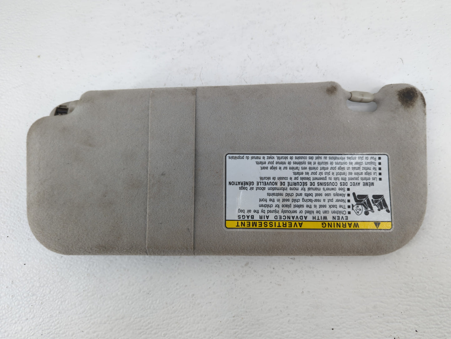2009-2010 Pontiac Vibe Sun Visor Shade Replacement Passenger Right Mirror Fits Fits 2009 2010 OEM Used Auto Parts - Oemuseda