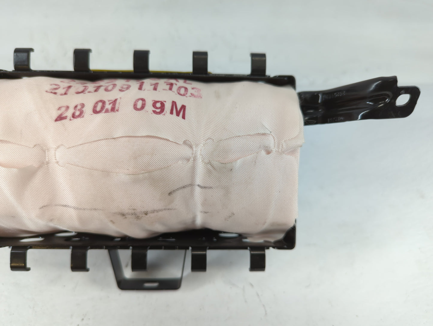 2009-2010 Pontiac Vibe Air Bag Passenger Right Dashboard Oem - Oemusedautoparts1.com