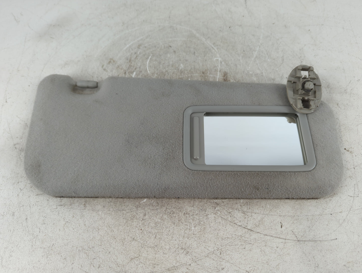 2009-2010 Pontiac Vibe Sun Visor Shade Replacement Passenger Right Mirror Fits Fits 2009 2010 OEM Used Auto Parts - Oemuseda