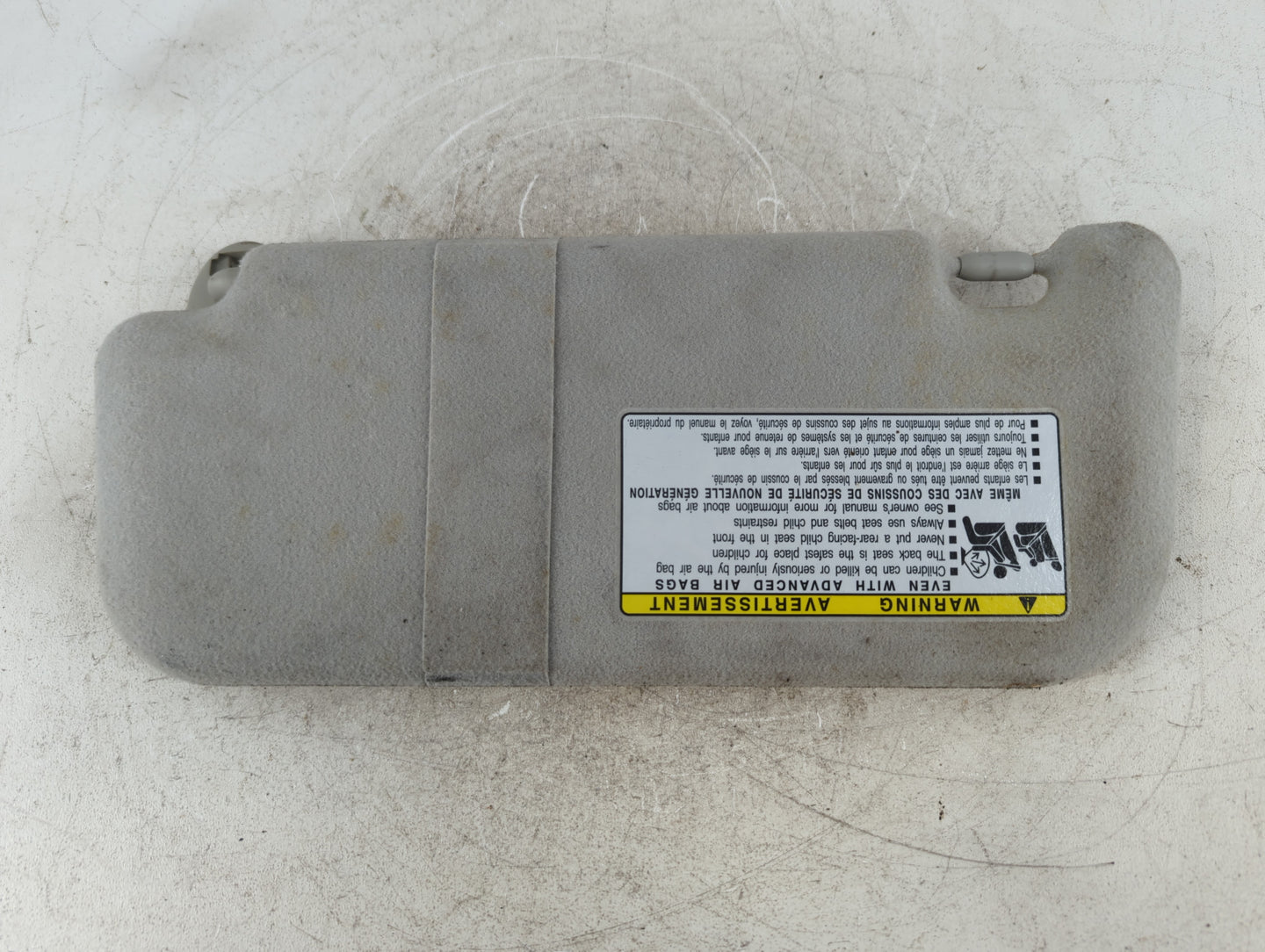 2009-2010 Pontiac Vibe Sun Visor Shade Replacement Passenger Right Mirror Fits Fits 2009 2010 OEM Used Auto Parts - Oemuseda