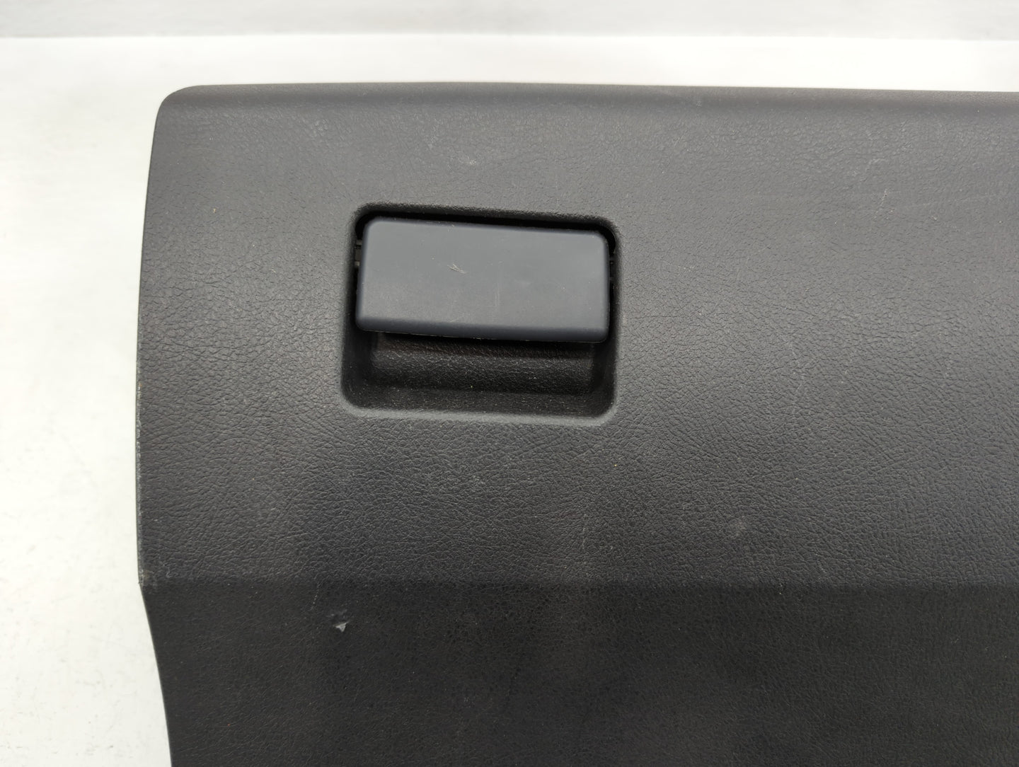 2009 Pontiac Vibe Passenger Glove Box Door Storage Compartment - Oemusedautoparts1.com