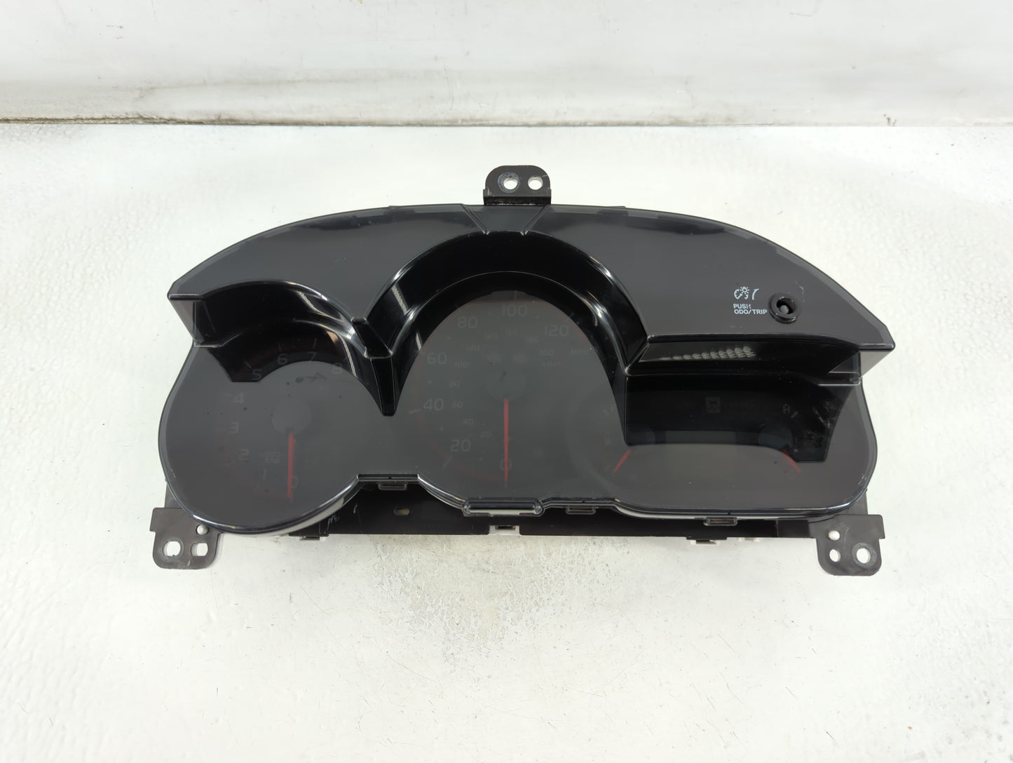 2009-2010 Pontiac Vibe Instrument Cluster Speedometer Gauges Fits Fits 2009 2010 OEM Used Auto Parts - Oemusedautoparts1.com
