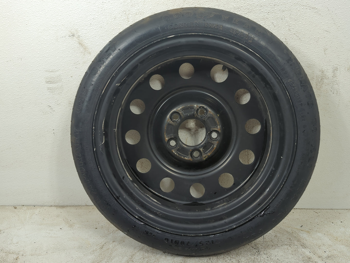 Pontiac Vibe Vibe Spare Donut Tire Wheel Rim Oem 5035976 - Oemusedautoparts1.com