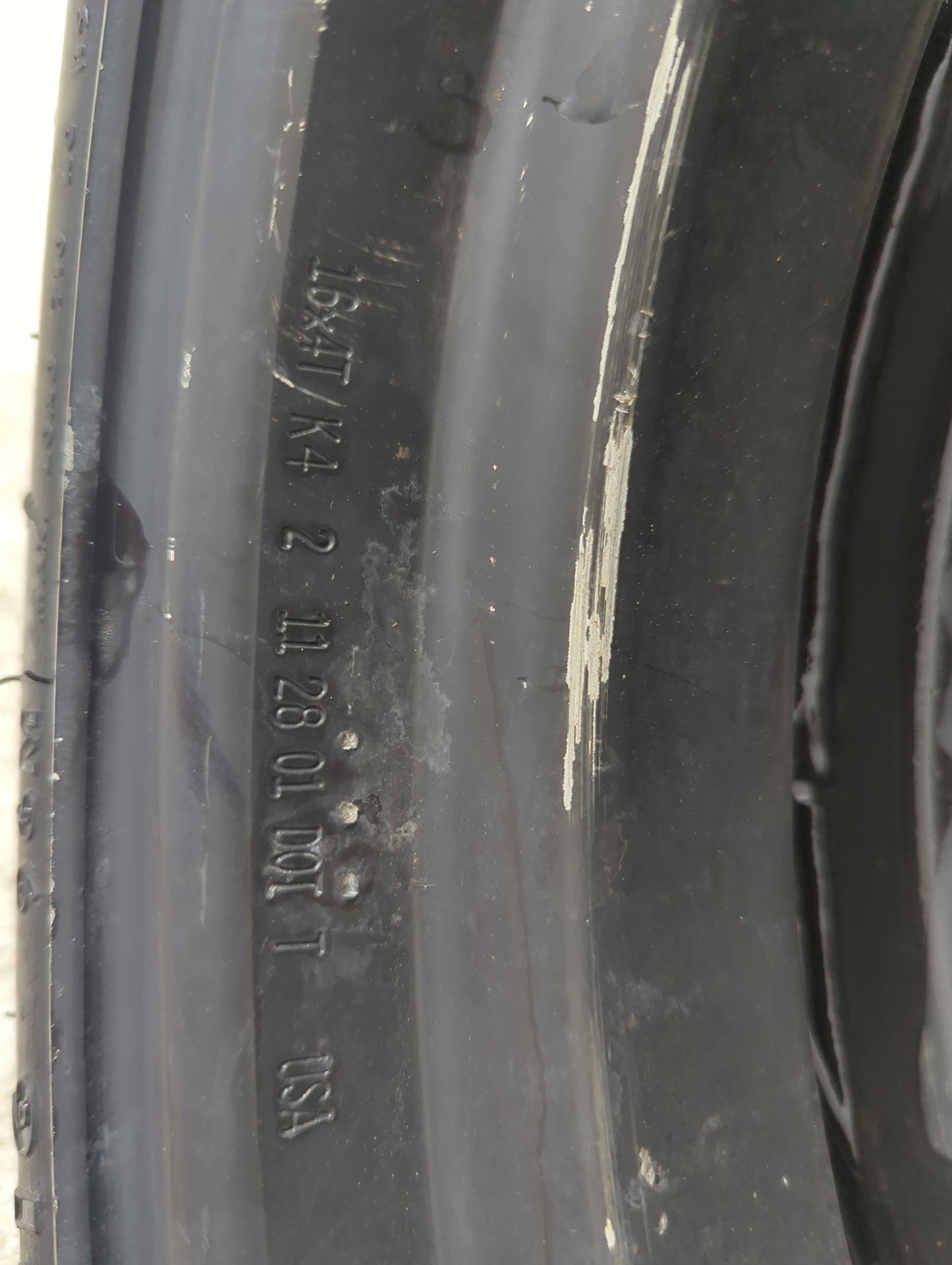 Pontiac Vibe Vibe Spare Donut Tire Wheel Rim Oem 5035976 - Oemusedautoparts1.com
