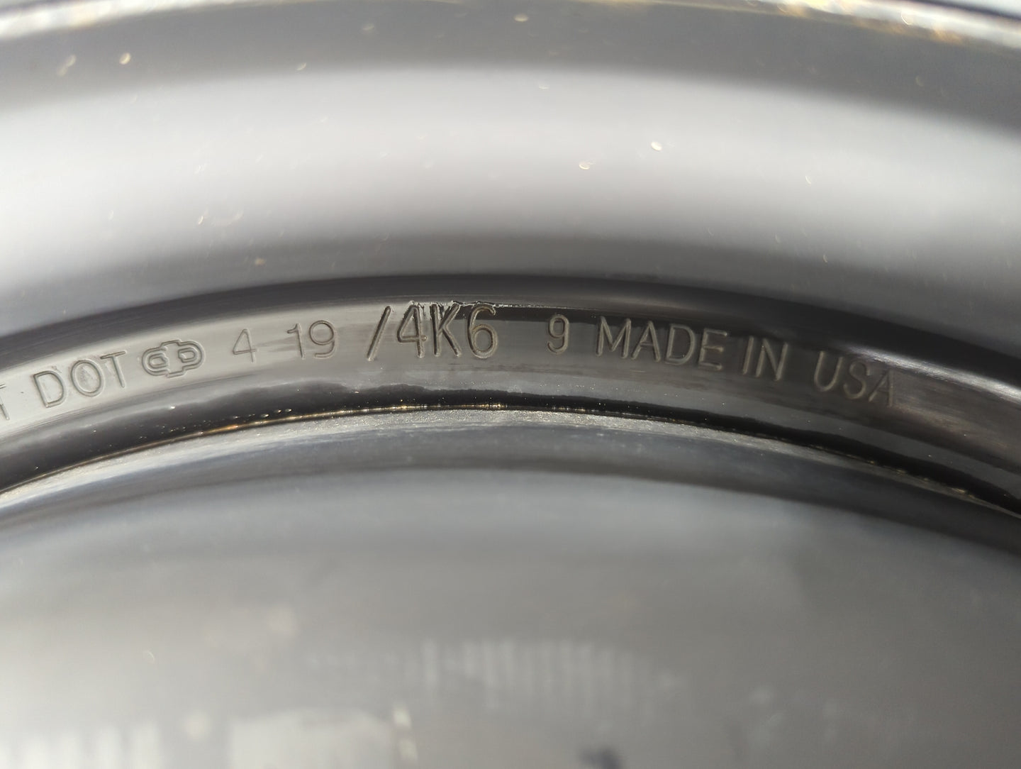 2009 Pontiac Vibe Vibe Spare Donut Tire Wheel Rim Oem - Oemusedautoparts1.com