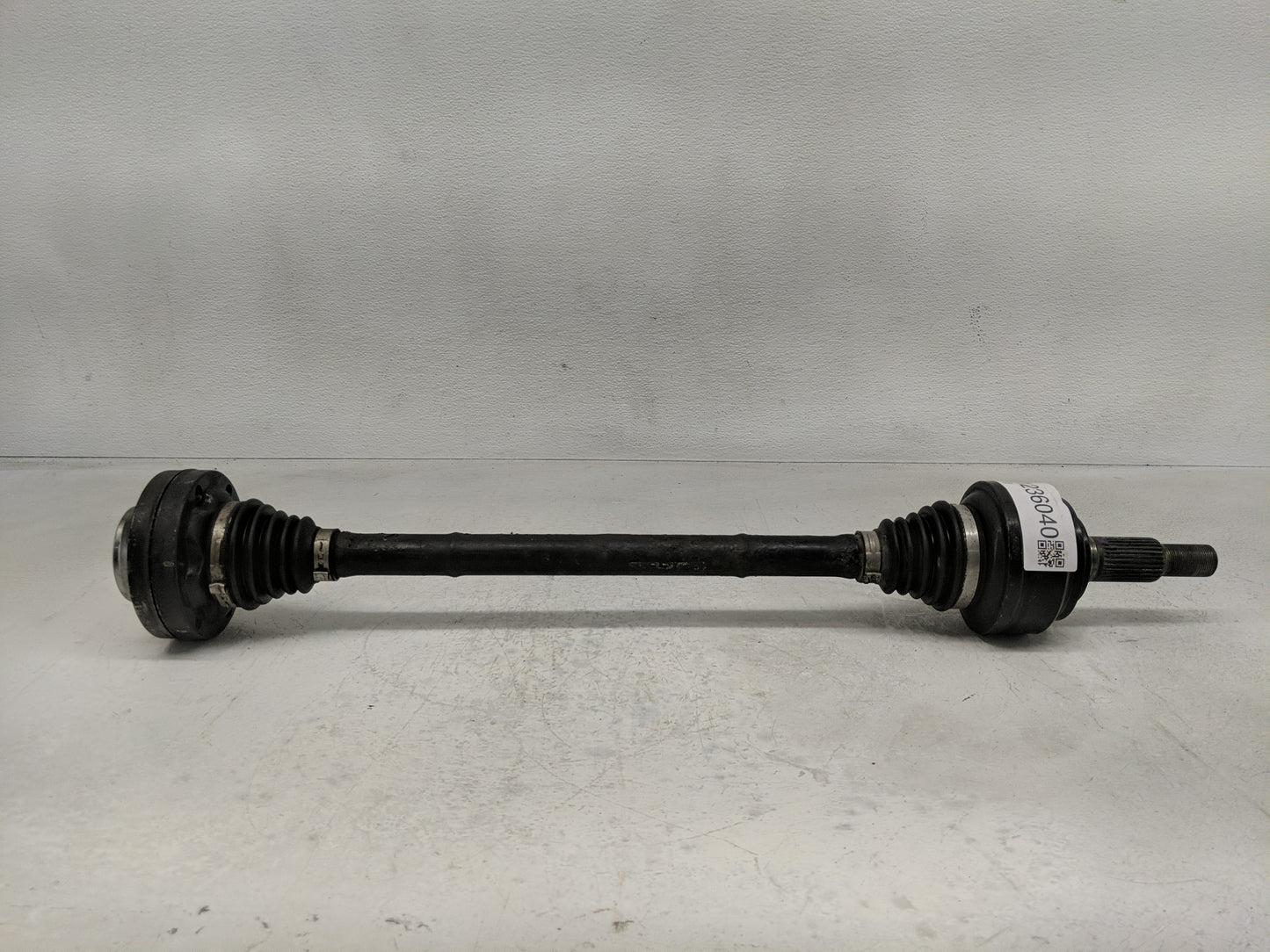 2009 Porsche Cayenne Axle Shaft Front Driver Cv C/v - Oemusedautoparts1.com