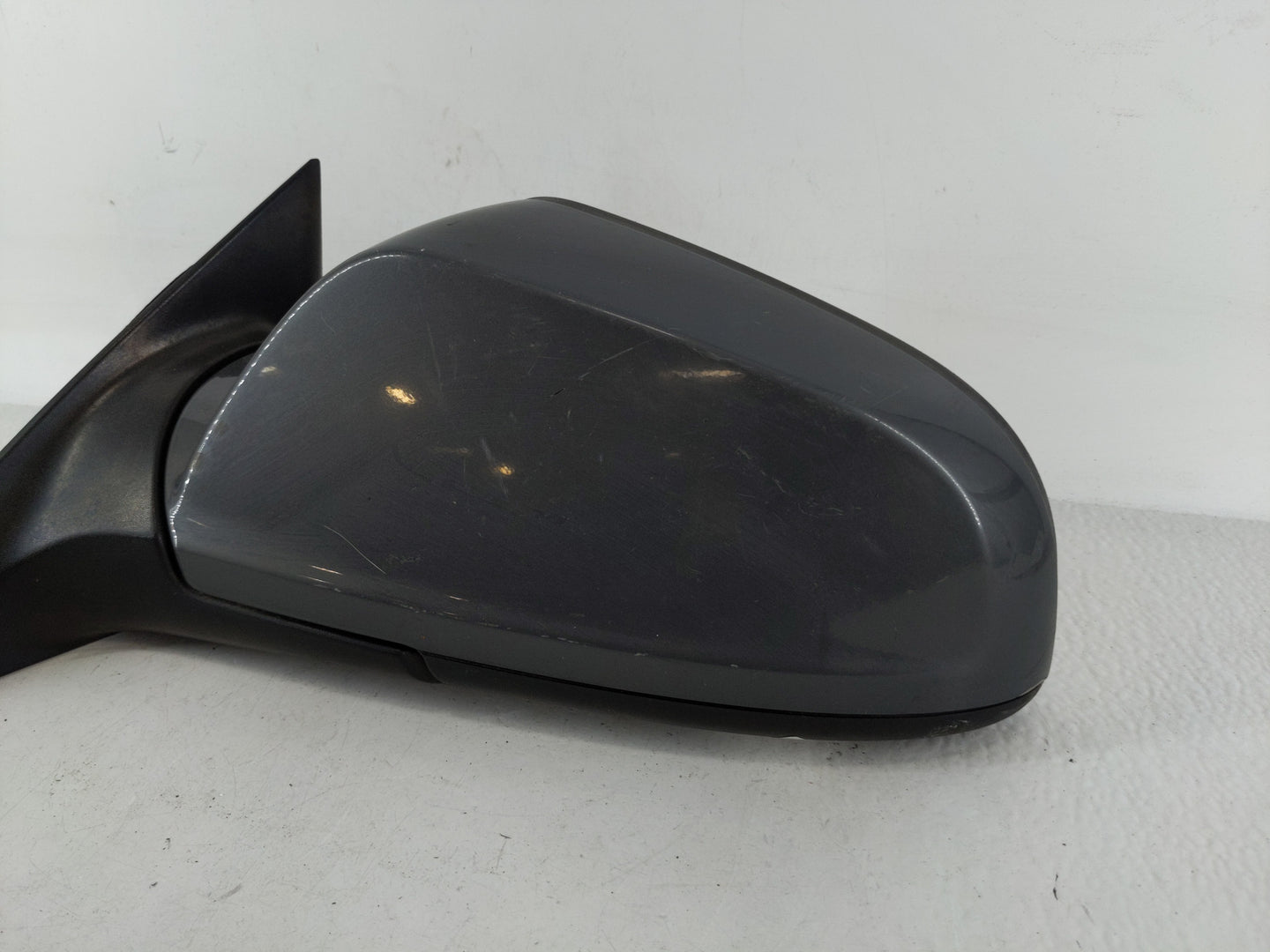 2007-2009 Saturn Aura Driver Side View Mirror - Left Door Mirror OEM Used - Oemusedautoparts1.com