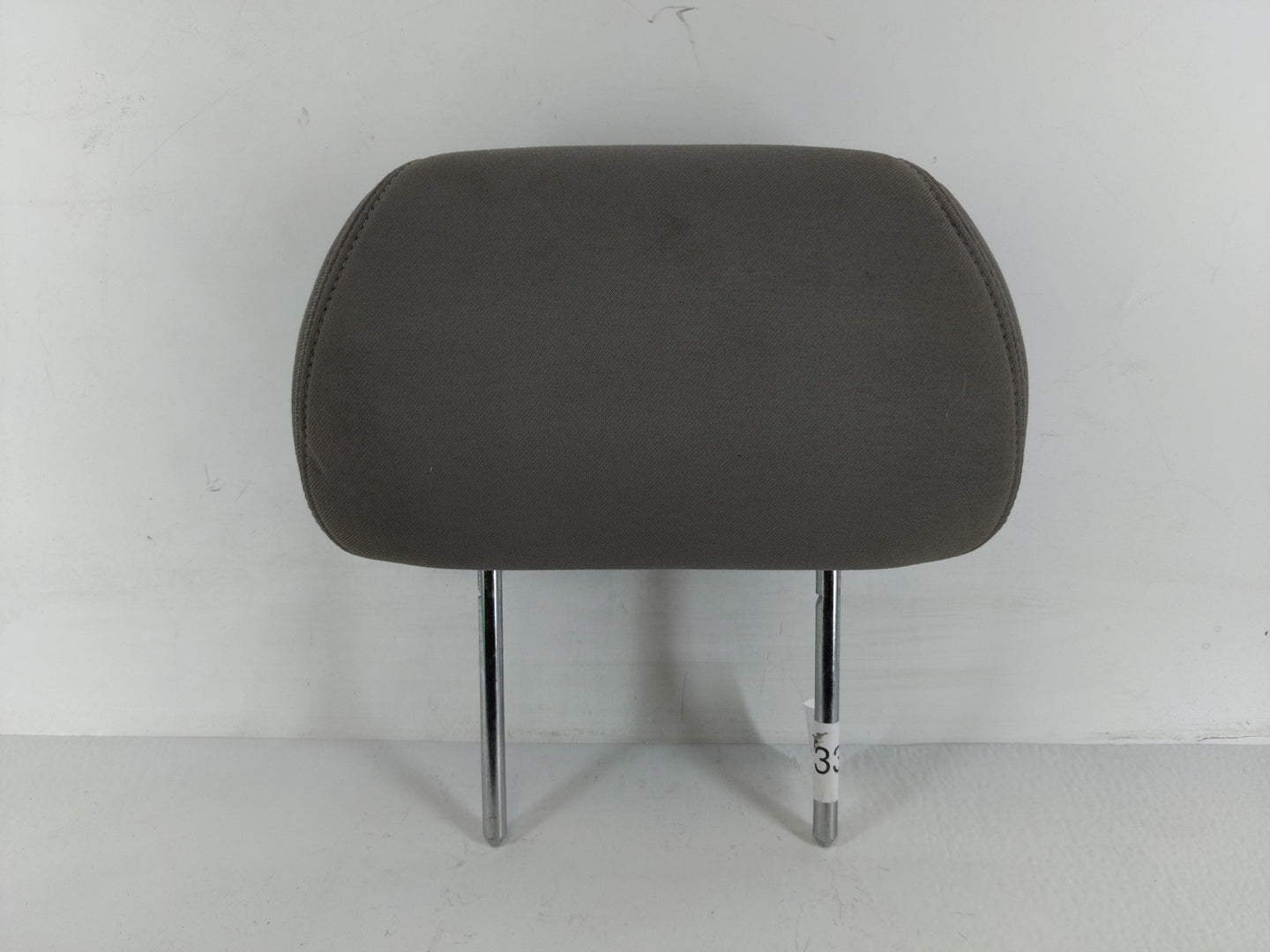 2007-2009 Saturn Aura Headrest Head Rest Front Driver Passenger Seat Fits Fits 2007 2008 2009 OEM Used Auto Parts - Oemuseda