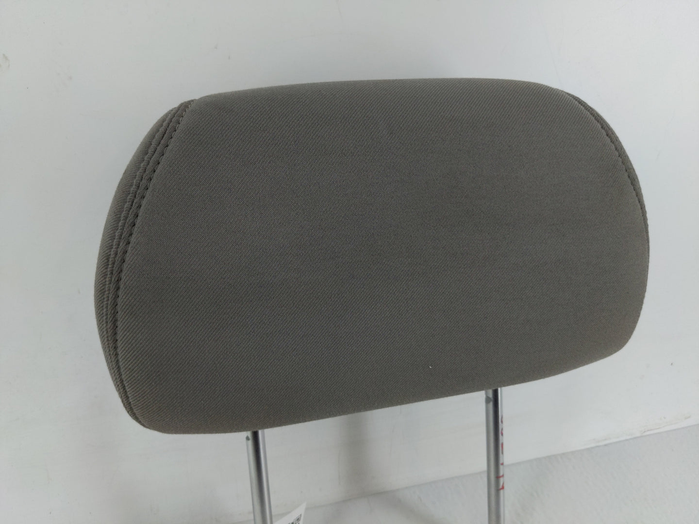 2007-2009 Saturn Aura Headrest Head Rest Front Driver Passenger Seat Fits Fits 2007 2008 2009 OEM Used Auto Parts - Oemuseda