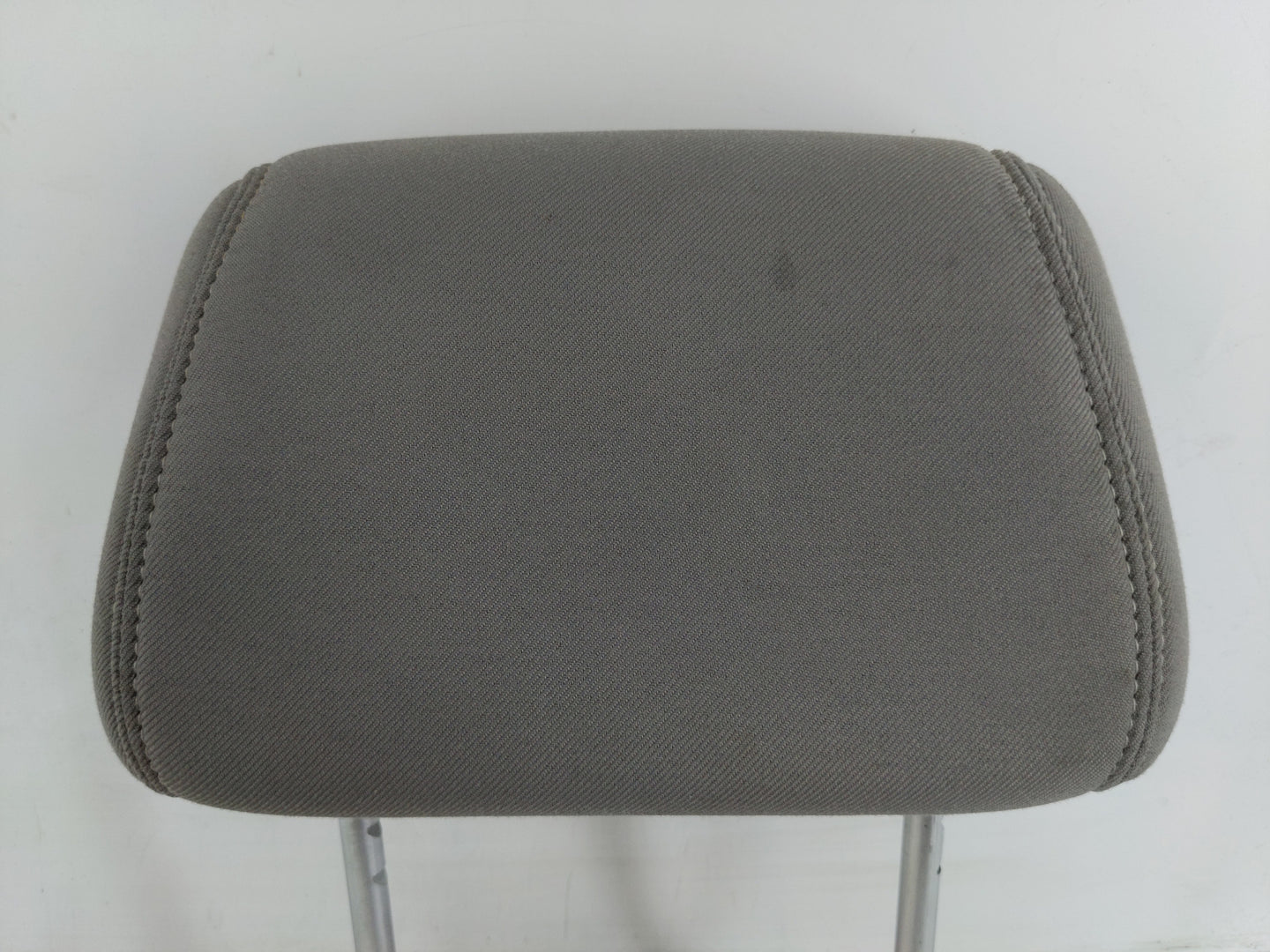 2007-2009 Saturn Aura Headrest Head Rest Front Driver Passenger Seat Fits Fits 2007 2008 2009 OEM Used Auto Parts - Oemuseda