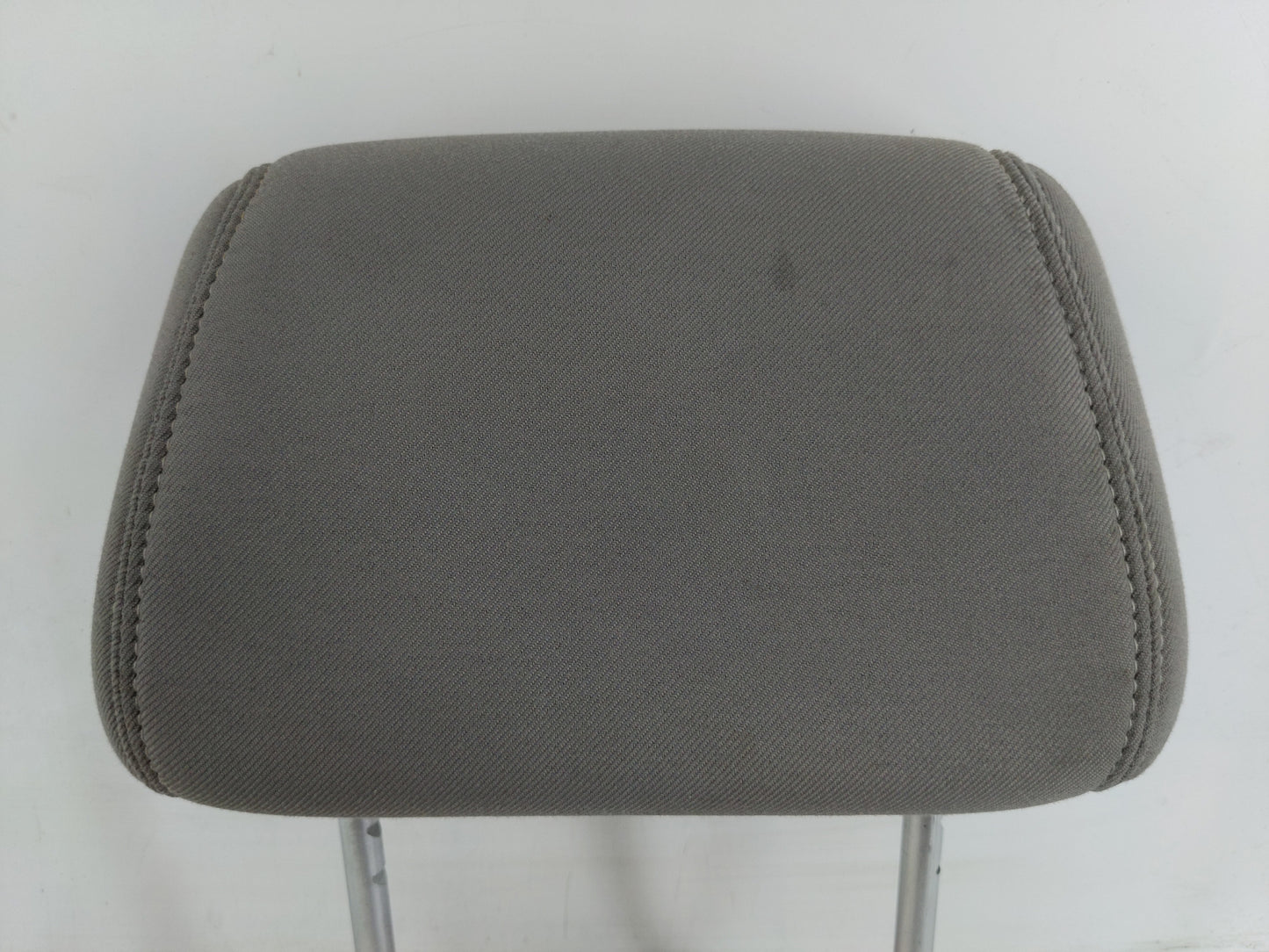 2007-2009 Saturn Aura Headrest Head Rest Front Driver Passenger Seat Fits Fits 2007 2008 2009 OEM Used Auto Parts - Oemuseda