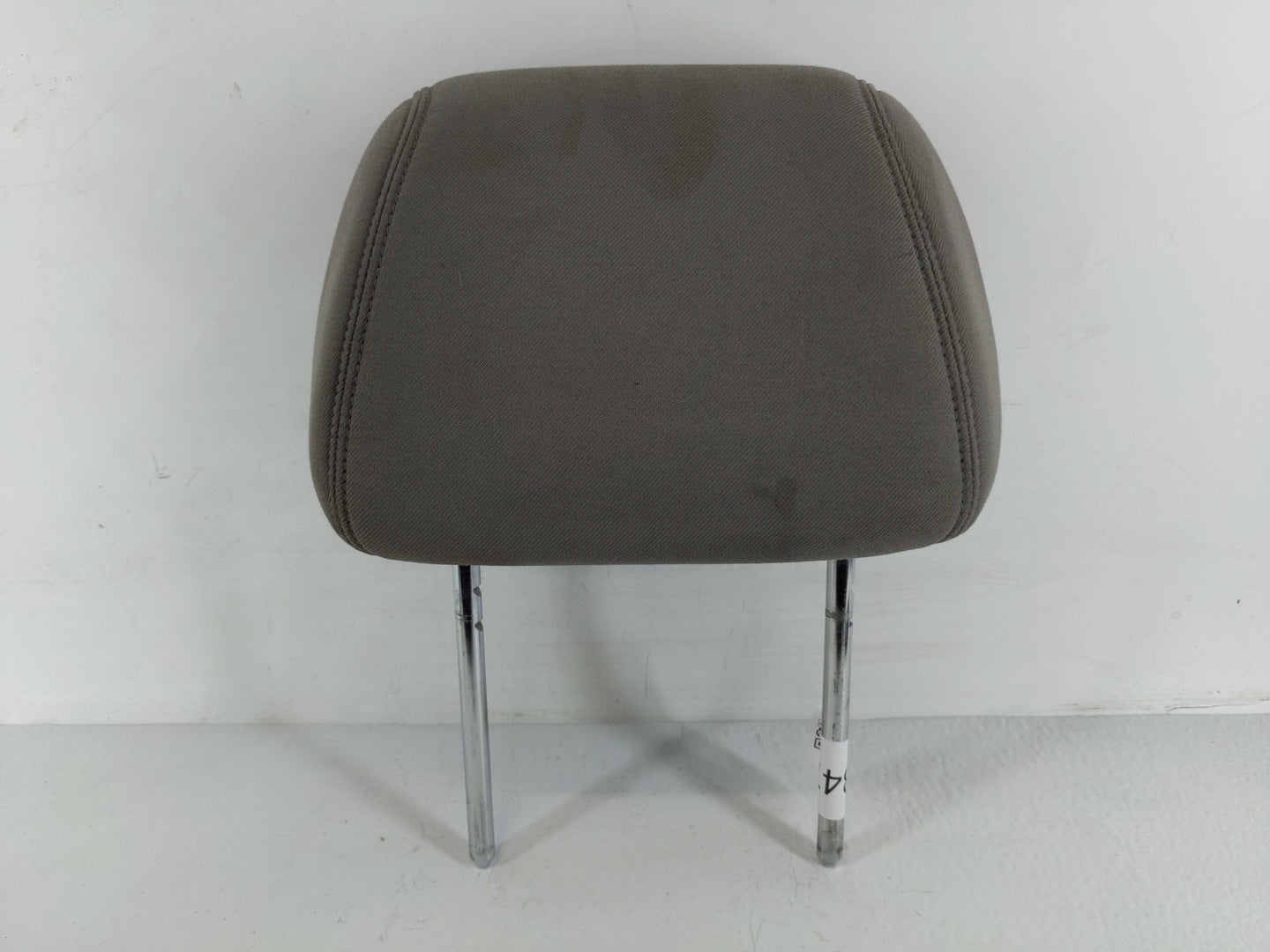 2007-2009 Saturn Aura Headrest Head Rest Front Driver Passenger Seat Fits Fits 2007 2008 2009 OEM Used Auto Parts - Oemuseda