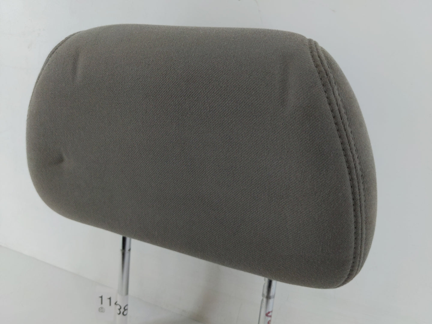 2007-2009 Saturn Aura Headrest Head Rest Front Driver Passenger Seat Fits Fits 2007 2008 2009 OEM Used Auto Parts - Oemuseda