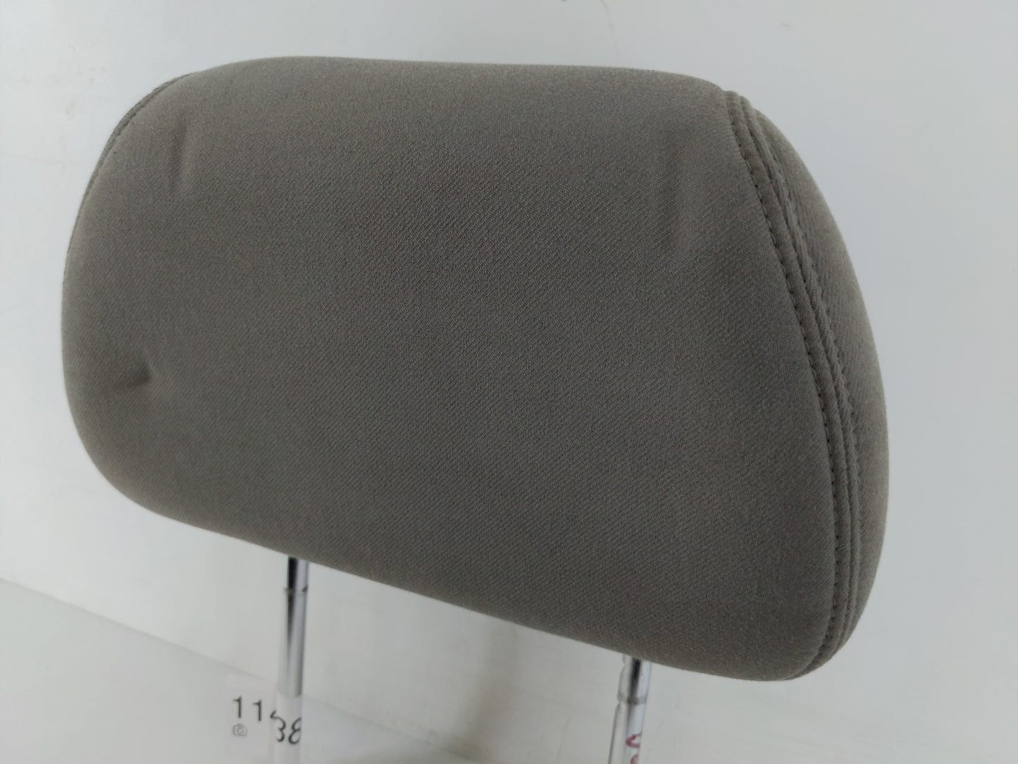 2007-2009 Saturn Aura Headrest Head Rest Front Driver Passenger Seat Fits Fits 2007 2008 2009 OEM Used Auto Parts - Oemuseda