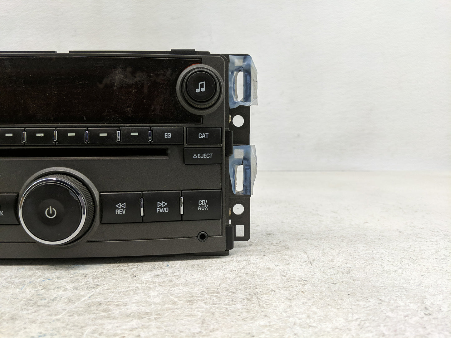 2009 Saturn Aura Radio AM FM Cd Player Receiver Replacement P/N:25833954 Fits OEM Used Auto Parts - Oemusedautoparts1.com