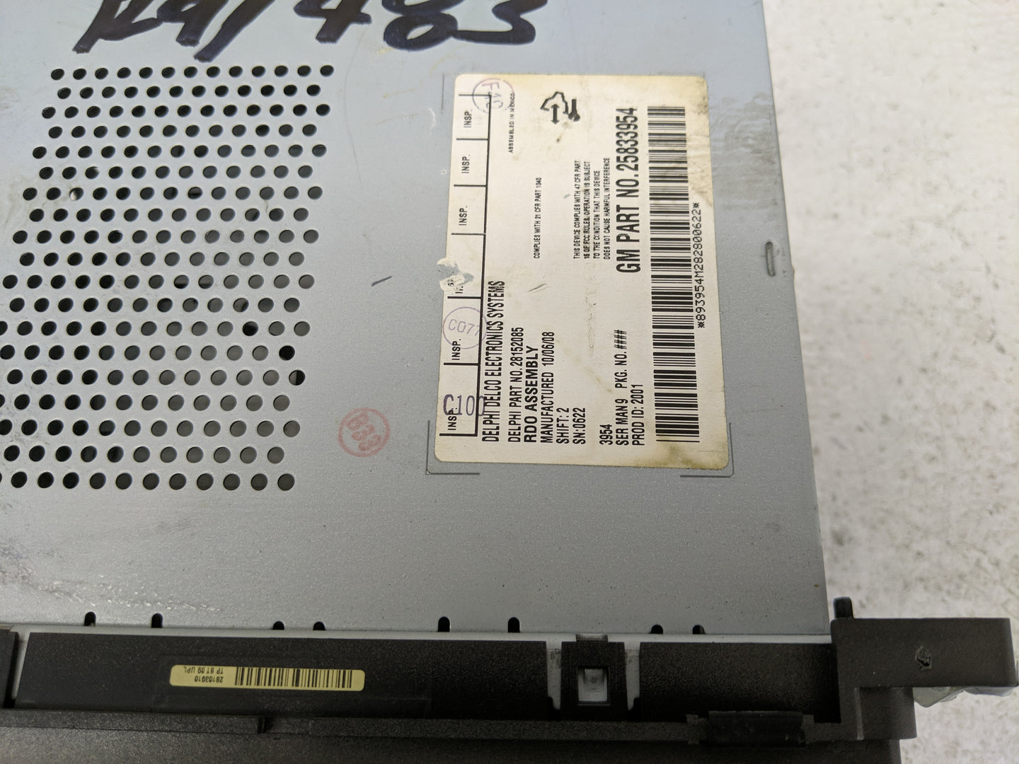 2009 Saturn Aura Radio AM FM Cd Player Receiver Replacement P/N:25833954 Fits OEM Used Auto Parts - Oemusedautoparts1.com