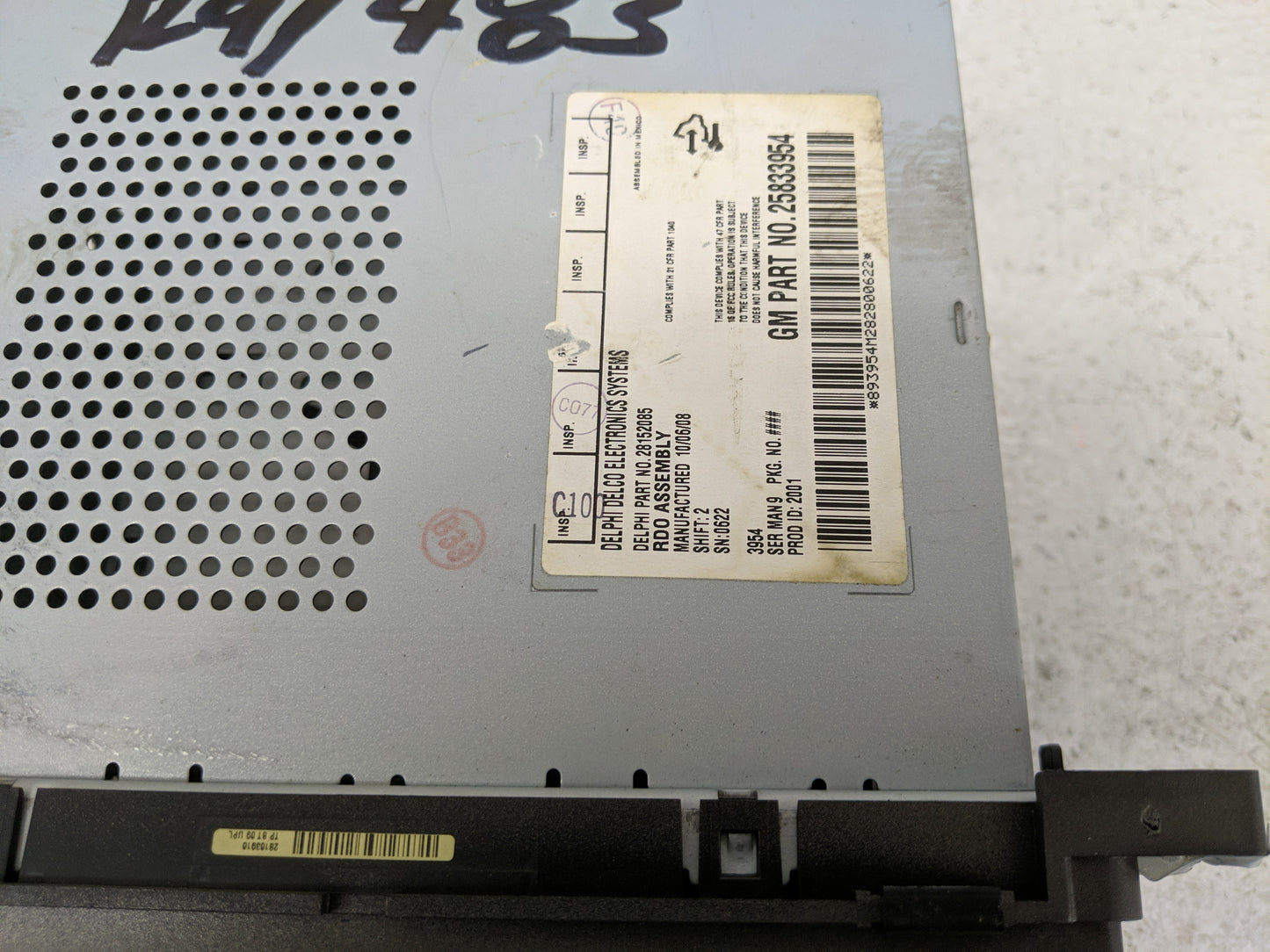 2009 Saturn Aura Radio AM FM Cd Player Receiver Replacement P/N:25833954 Fits OEM Used Auto Parts - Oemusedautoparts1.com
