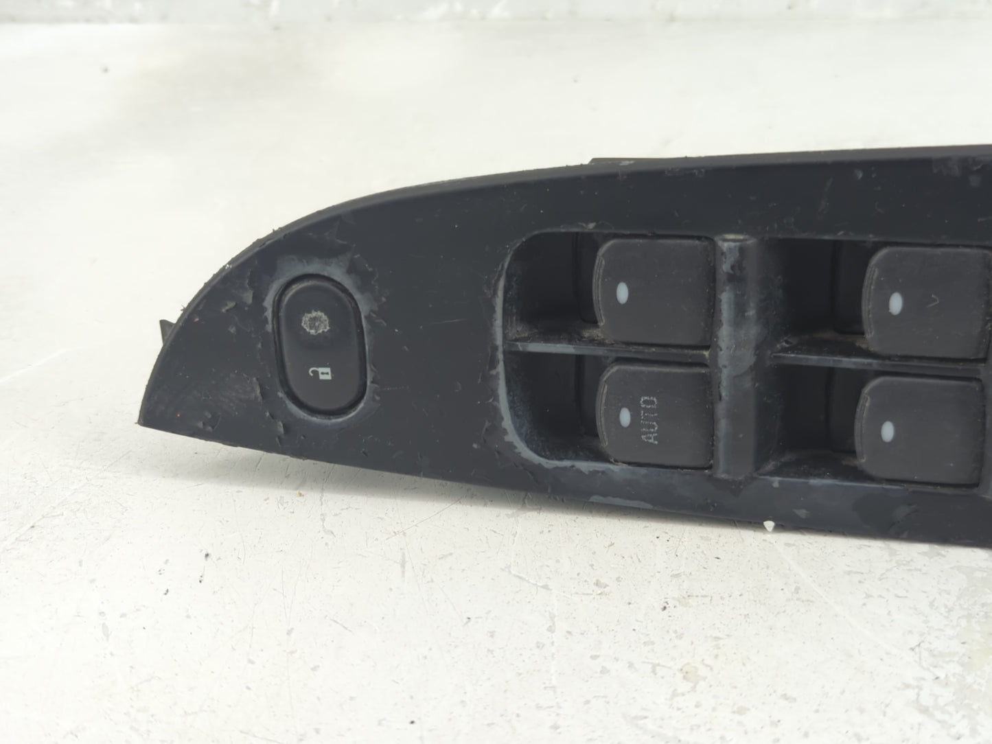 2007-2009 Saturn Aura Master Power Window Switch Replacement Driver Side Left P/N:22627387 Fits Fits 2007 2008 2009 OEM Used