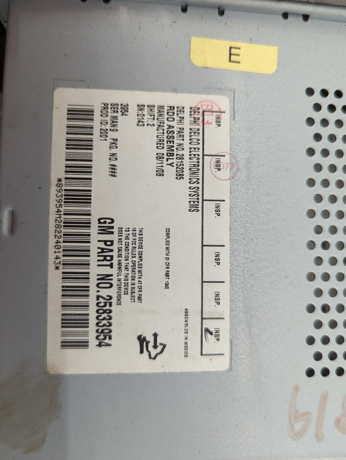 2009 Saturn Aura Radio AM FM Cd Player Receiver Replacement P/N:28152085 25833954 Fits OEM Used Auto Parts - Oemusedautopart