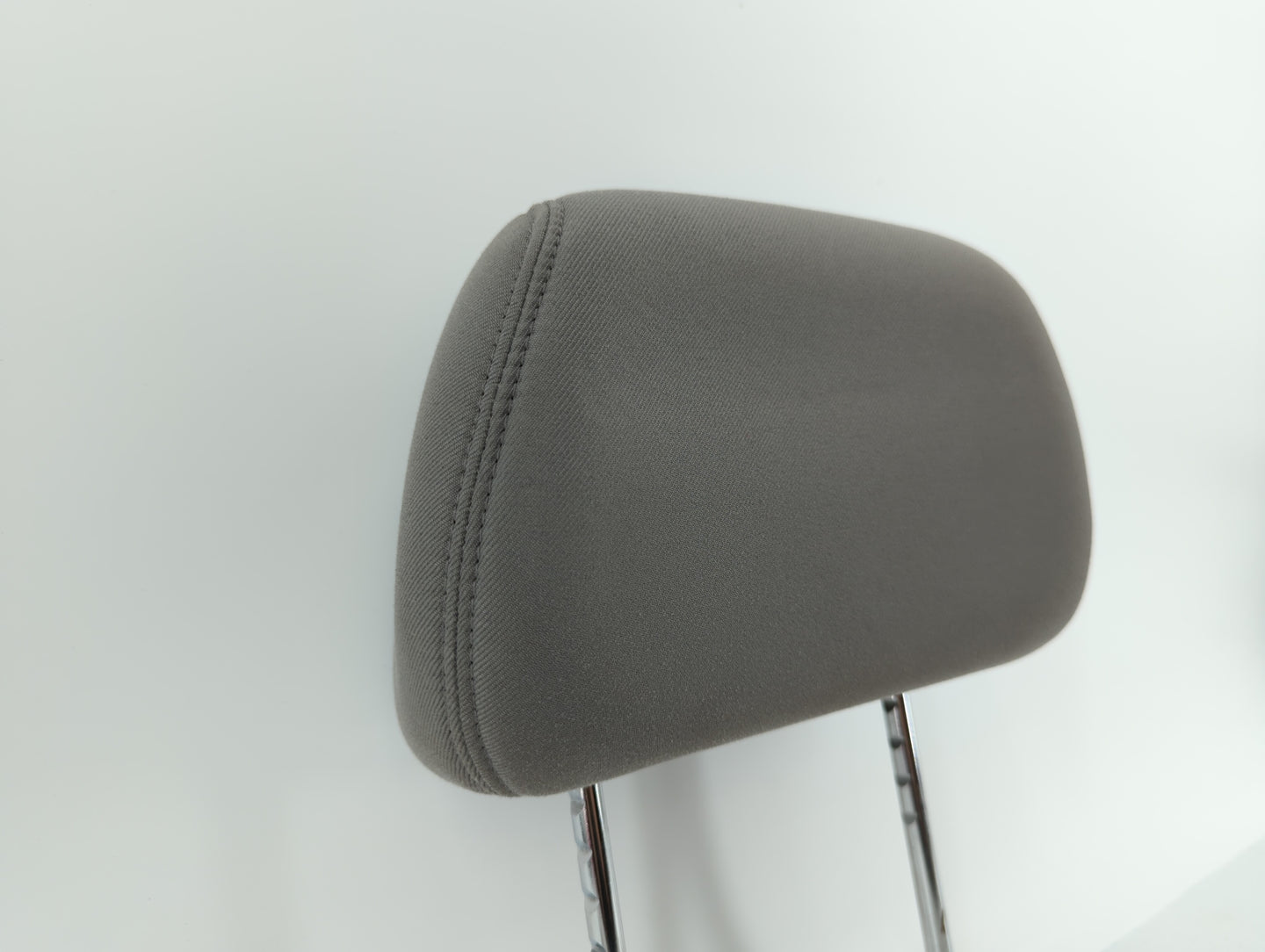 2009 Saturn Aura Headrest Head Rest Front Driver Passenger Seat Fits OEM Used Auto Parts - Oemusedautoparts1.com