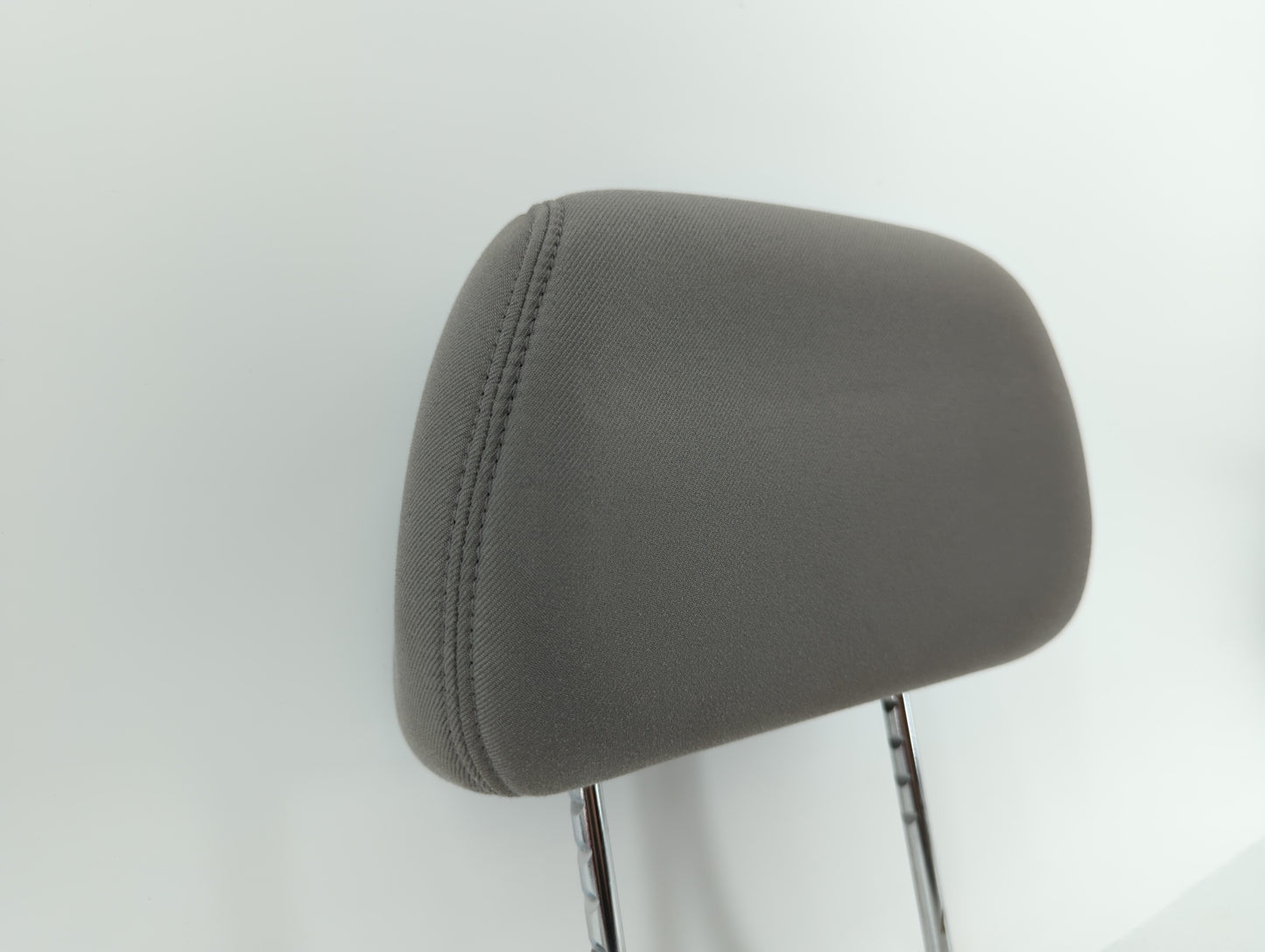 2009 Saturn Aura Headrest Head Rest Front Driver Passenger Seat Fits OEM Used Auto Parts - Oemusedautoparts1.com