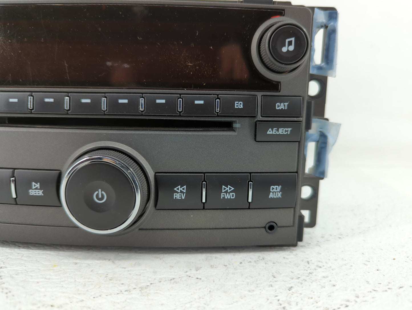 2009 Saturn Aura Radio AM FM Cd Player Receiver Replacement P/N:25833954 Fits OEM Used Auto Parts - Oemusedautoparts1.com
