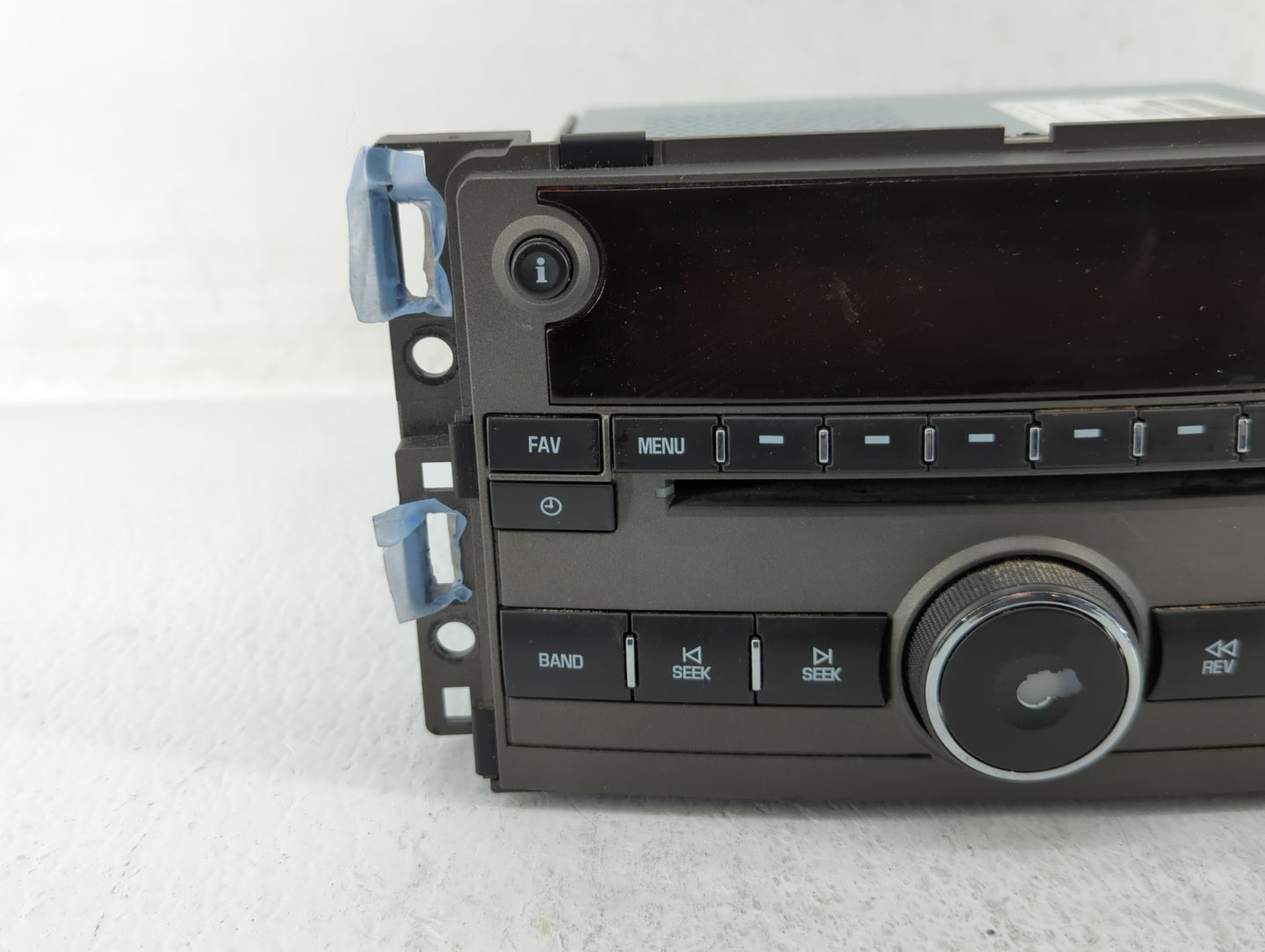 2009 Saturn Aura Radio AM FM Cd Player Receiver Replacement P/N:15948188 25833954 Fits OEM Used Auto Parts - Oemusedautopart
