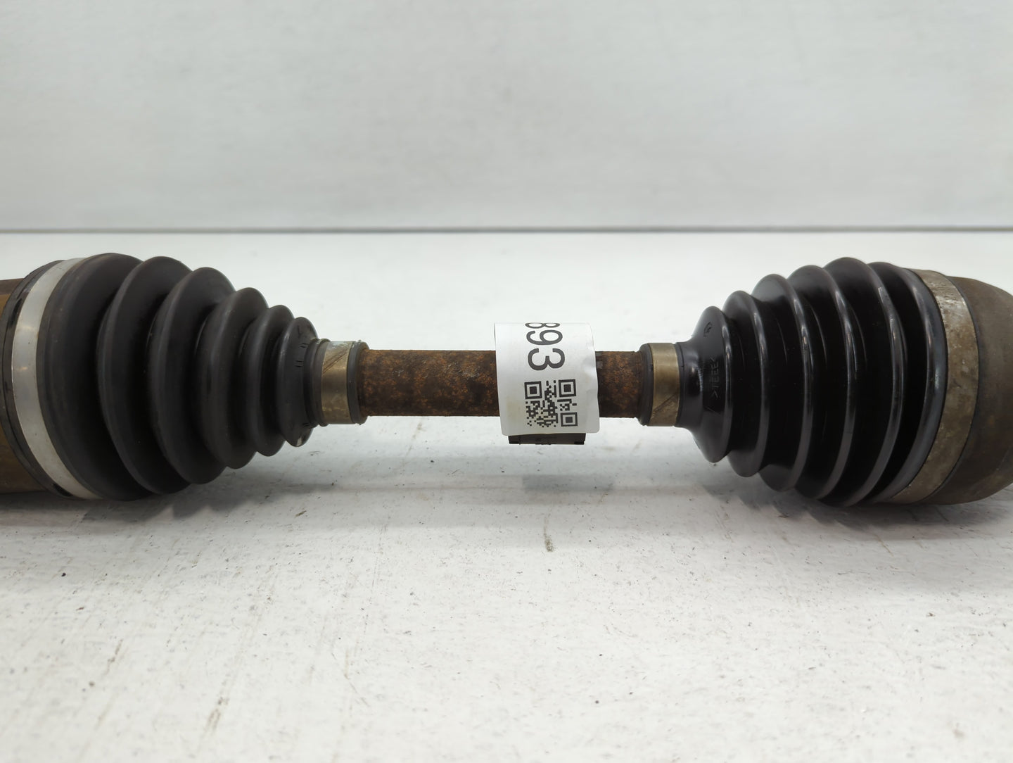 2009 Saturn Aura Axle Shaft Front Driver Cv C/v - Oemusedautoparts1.com