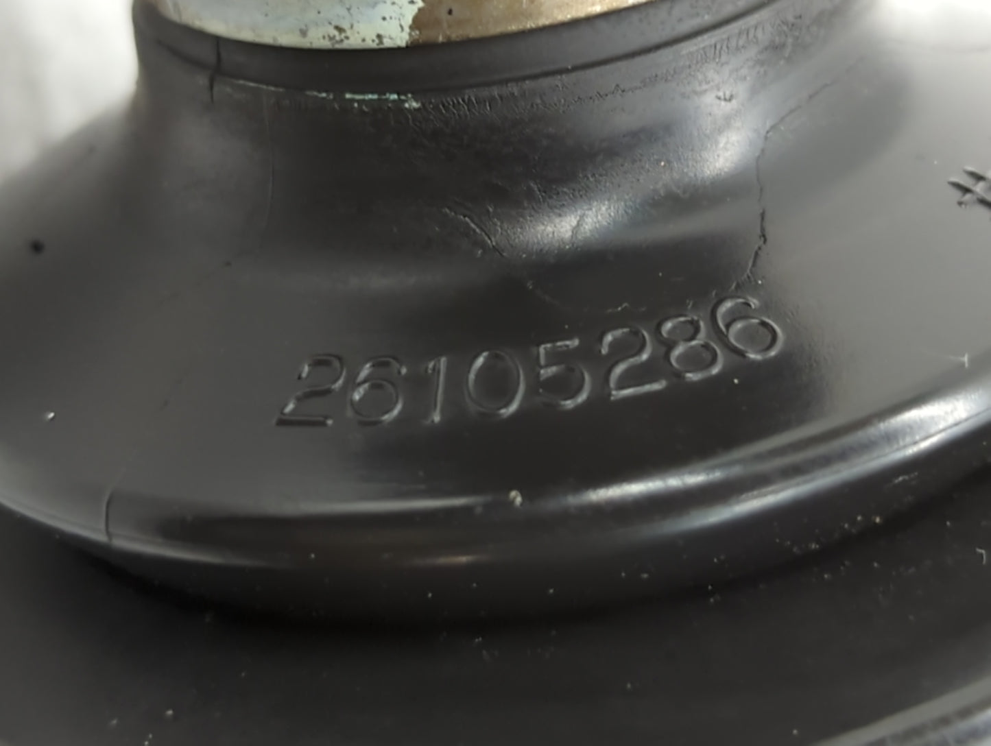 2009 Saturn Aura Axle Shaft Front Driver Cv C/v - Oemusedautoparts1.com