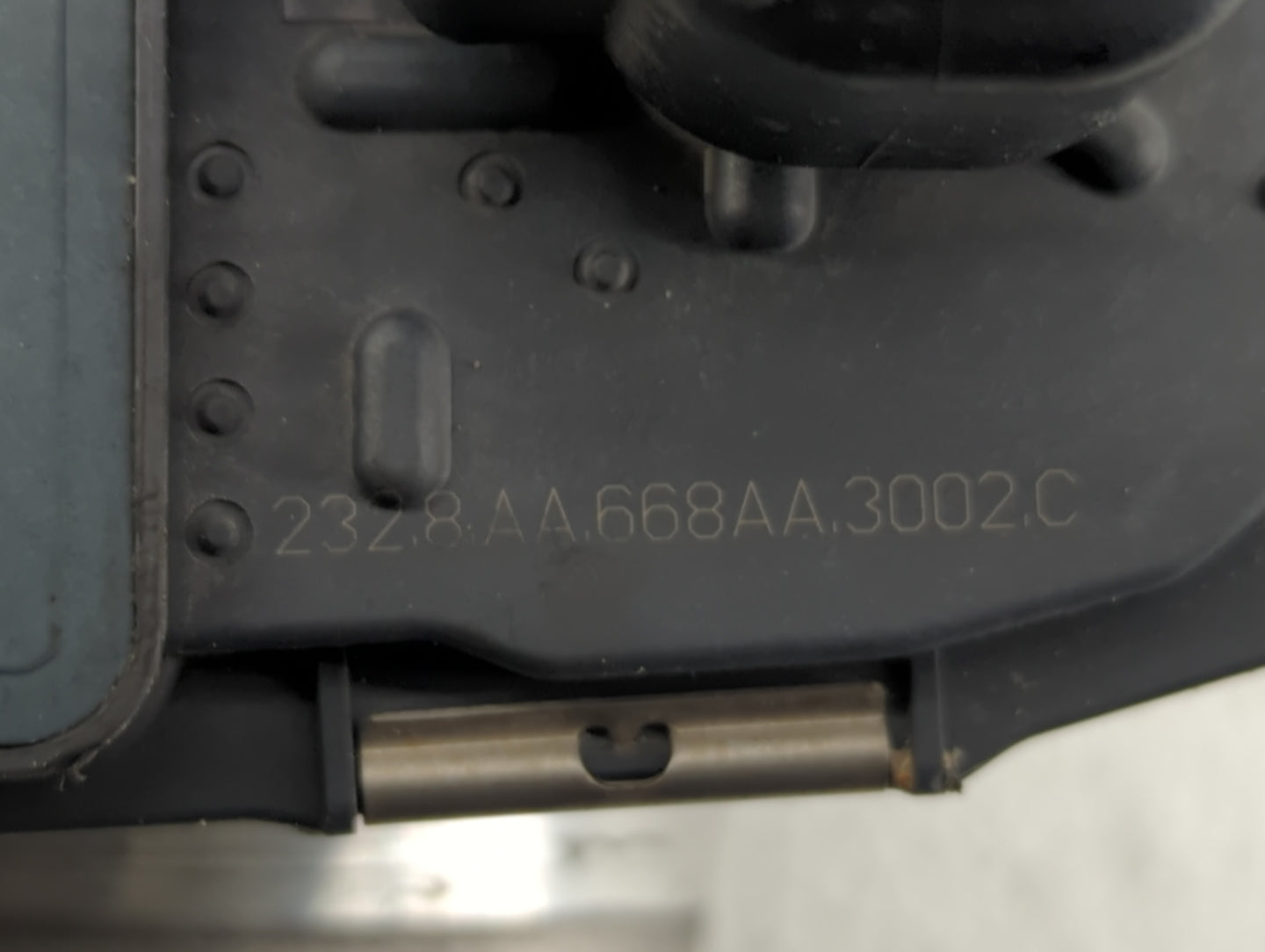 2007-2009 Saturn Aura Throttle Body Fits Fits 2007 2008 2009 2010 2011 2012 OEM Used Auto Parts - Oemusedautoparts1.com