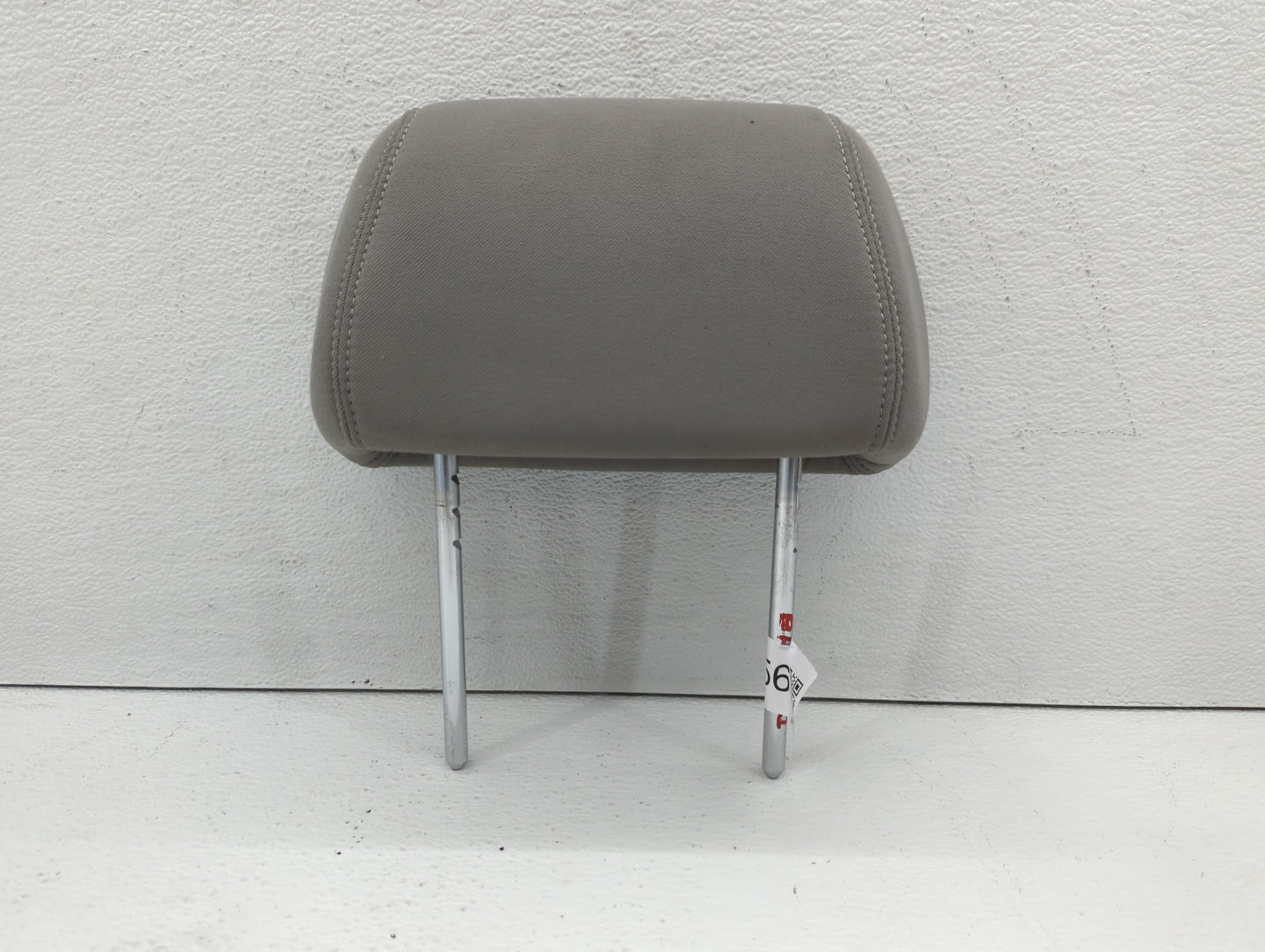 2009 Saturn Aura Headrest Head Rest Front Driver Passenger Seat Grey - Oemusedautoparts1.com