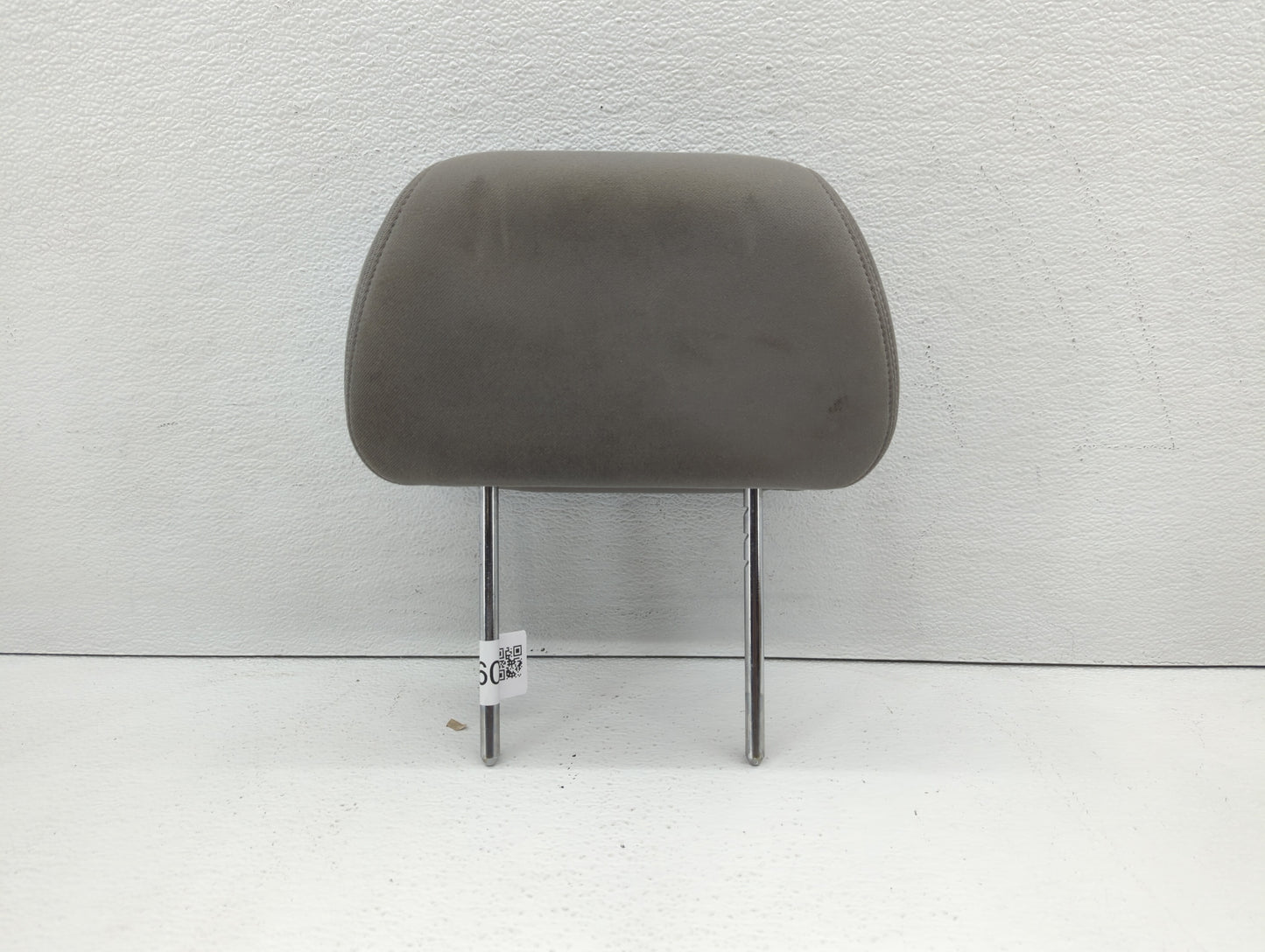 2008-2009 Saturn Aura Headrest Head Rest Front Driver Passenger Seat Grey - Oemusedautoparts1.com