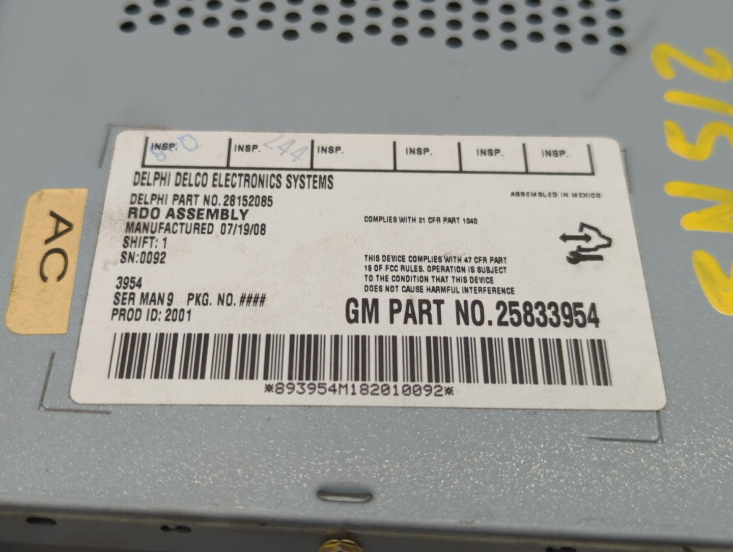 2009 Saturn Aura Radio AM FM Cd Player Receiver Replacement P/N:15948188 25833954 Fits OEM Used Auto Parts - Oemusedautopart